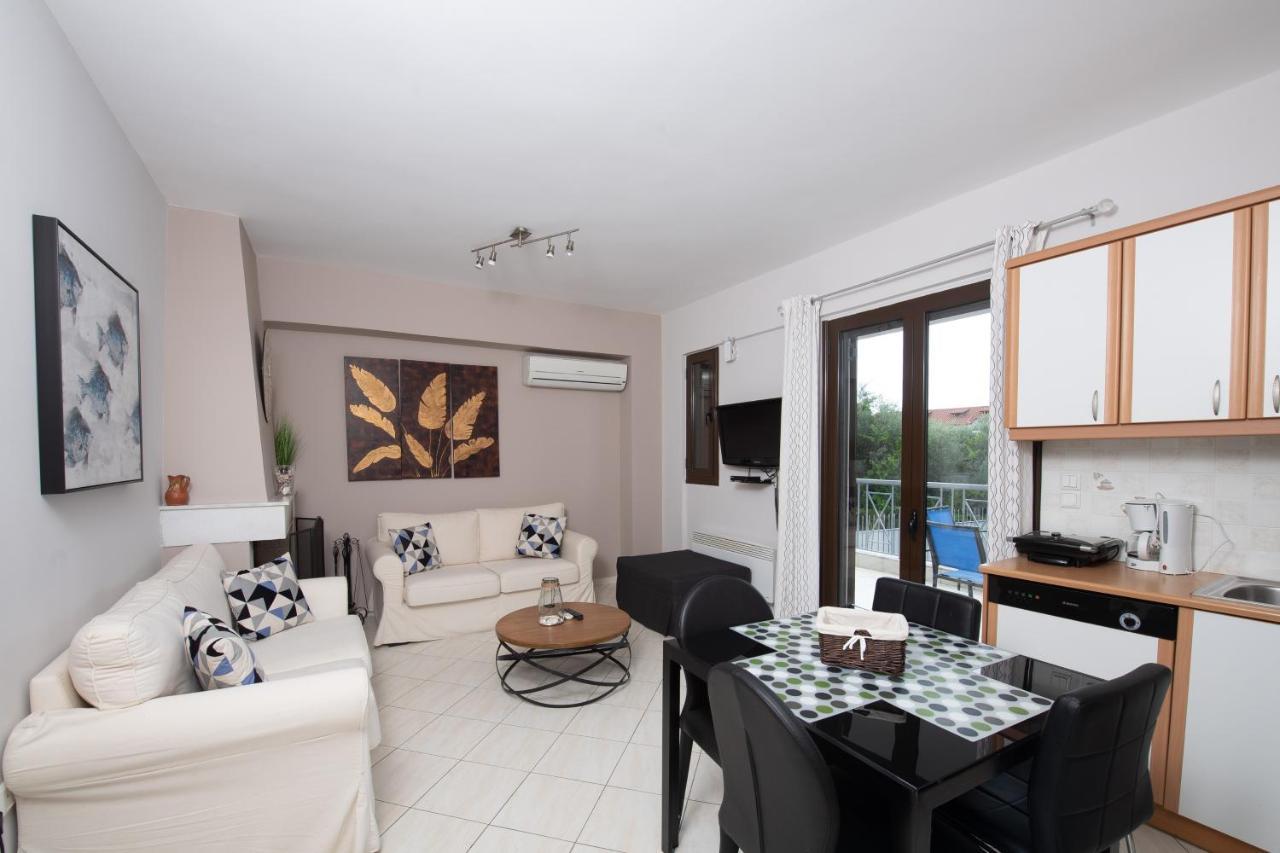 Appartement Punda 4 Seasons à Diakopto Extérieur photo