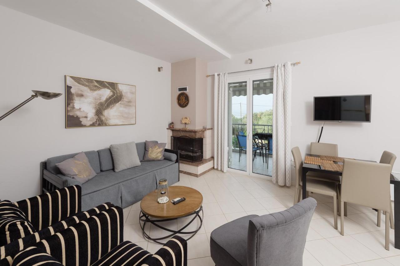 Appartement Punda 4 Seasons à Diakopto Extérieur photo